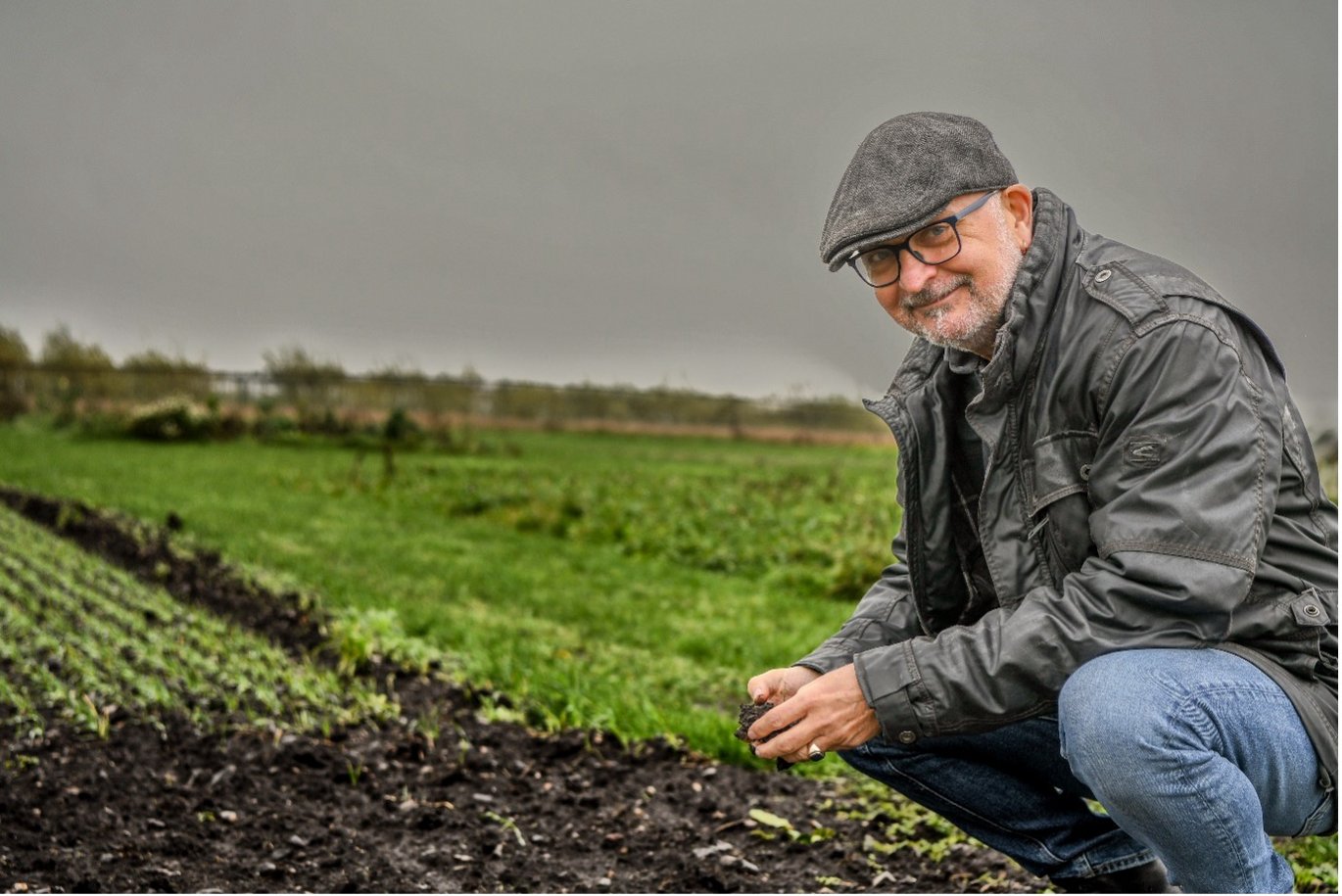 Professor Mogens H. Greve quite literally has his hands in the soil